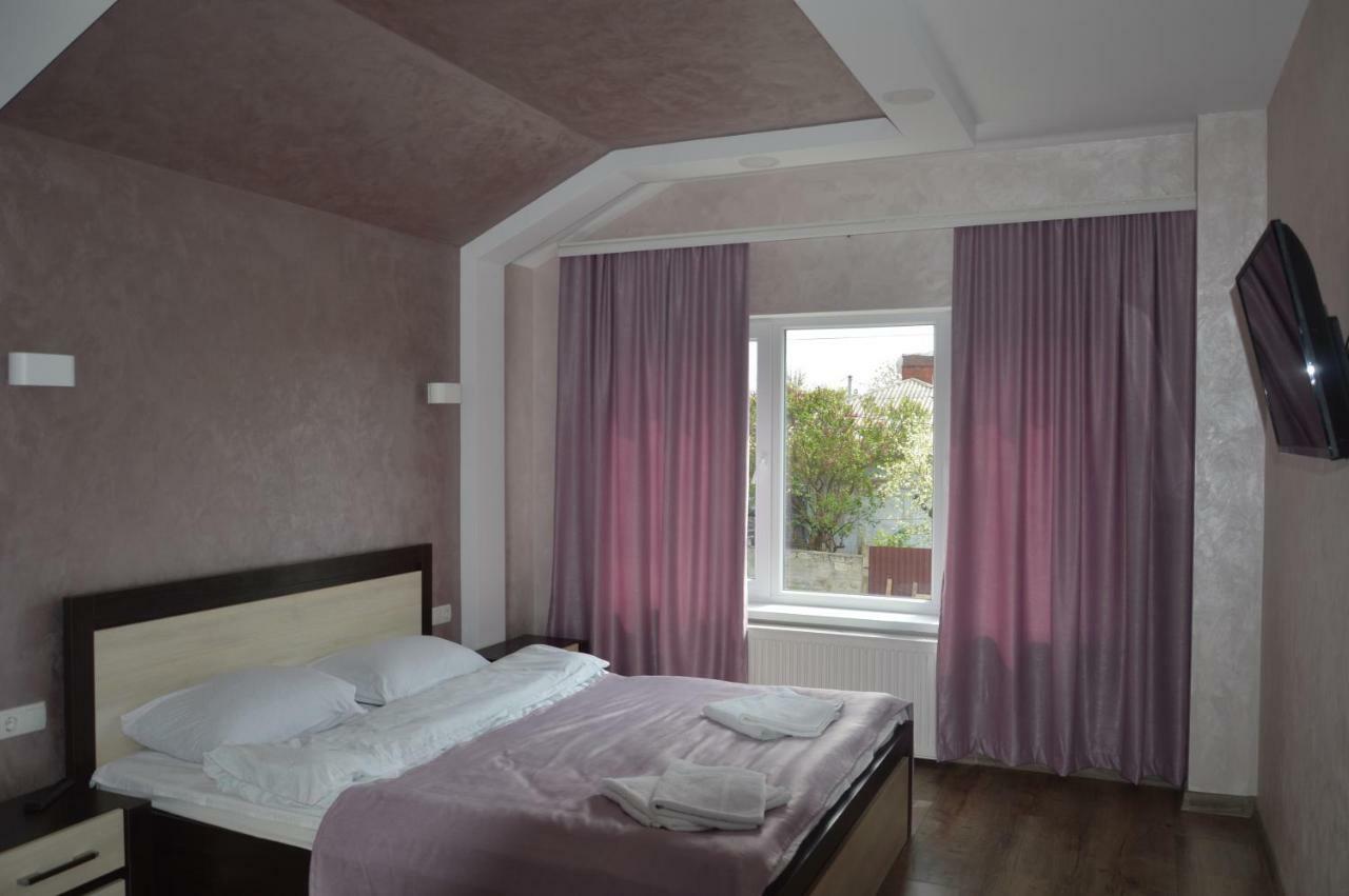 Royal House Kamianets-Podilskyi Exterior foto